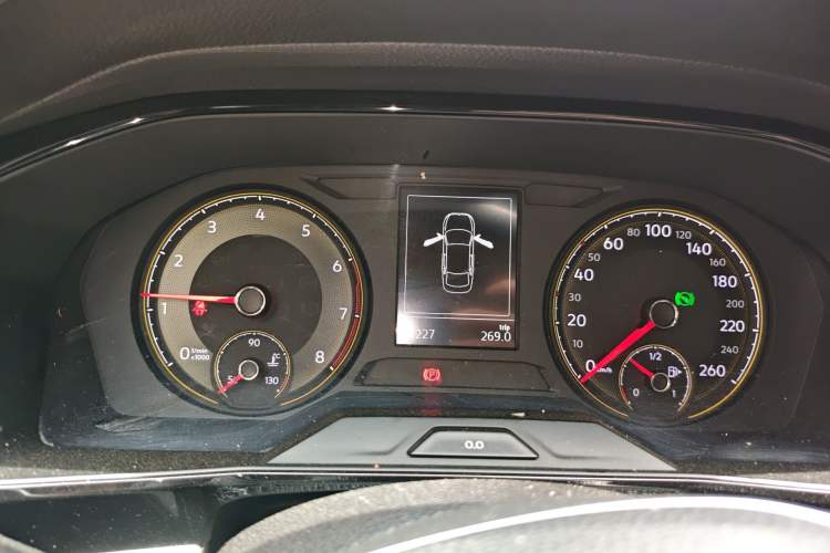 Used Volkswagen Lavida 2018 1.5L Automatic Comfort Edition China V Standard Instrument Cluster