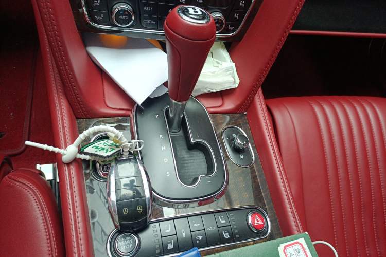 Used Bentley Continental 2016 4.0T GT V8 Standard Edition Gear Lever