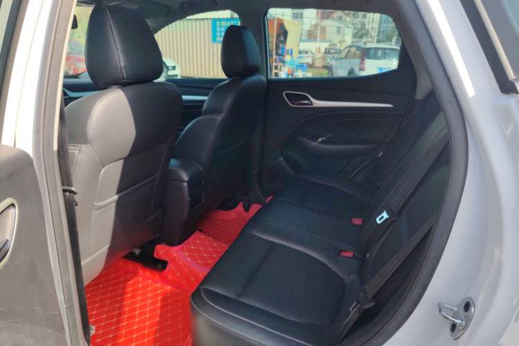 Used MG ZS 2018 1.5L Automatic Luxury Edition China V Standard
