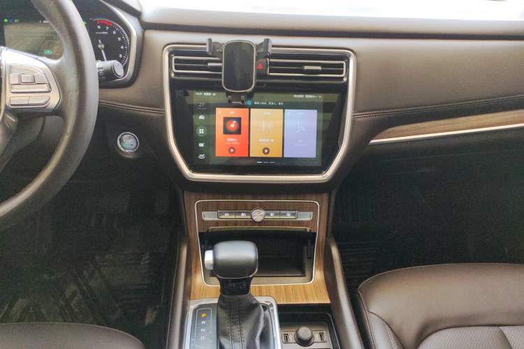 Used Roewe RX8 2019 30T Smart Connectivity Four-Wheel Drive Supreme Flagship Edition