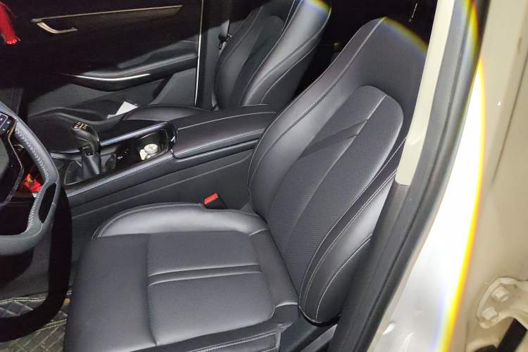 Used Dongfeng Fengon 580 2021 Revised ☆ Star Edition 1.5T Manual Luxury Version
