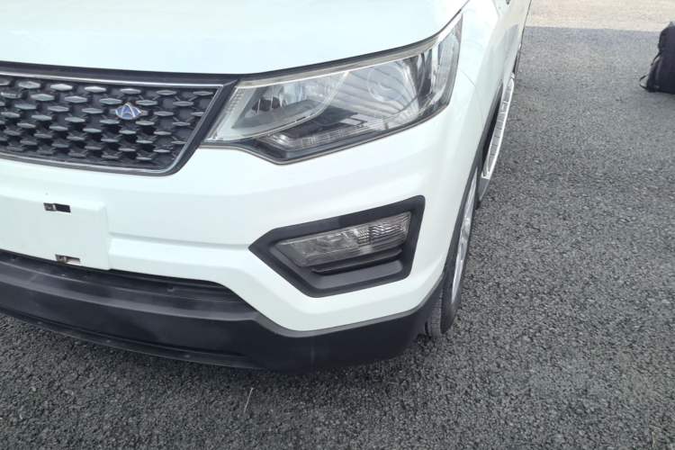 Used CHANGAN OSHAN CX70 2017 CX70T 1.5T Automatic Luxury Edition
