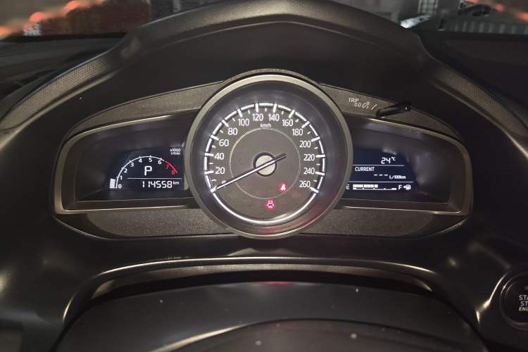 Used Mazda CX-4 2018 2.0L Automatic Two-Wheel Drive Blue Sky Exploration Version China V Standard Instrument Cluster