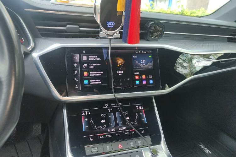 Used Audi A6L 2022 45 TFSI quattro Prestige Dynamic Edition Audio And AC Panel