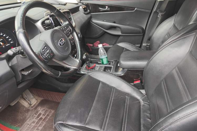 Used Kia Sorento 2015 Sorento L 2.4L Gasoline 4WD Elite Edition 7 Seats China IV Standard
