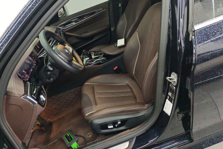 Used BMW 5 Series 2022 Second Facelift 525Li M Sport Package
