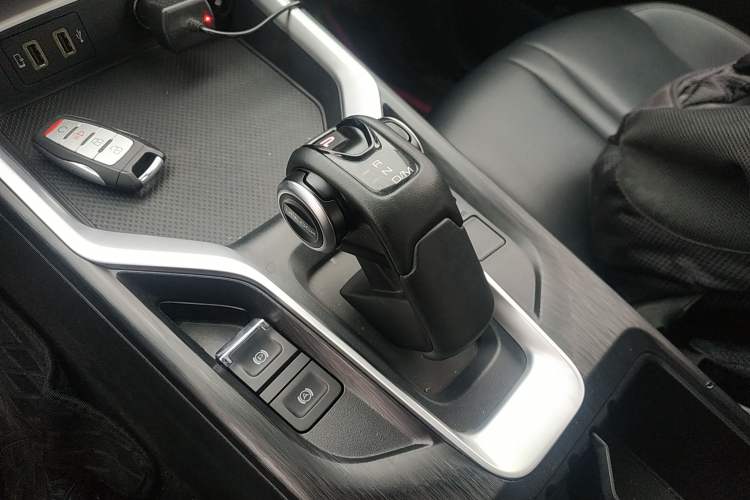 Used Great Wall King Kong Poer 2024 2.0T Automatic 8AT Diesel 4x4 Navigation Edition Flatbed