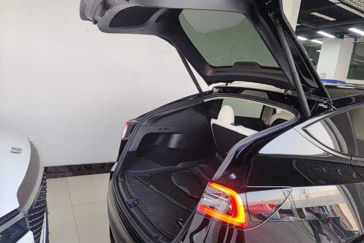 Used Tesla Model Y 2022 Revised Version Long-Range All-Wheel Drive