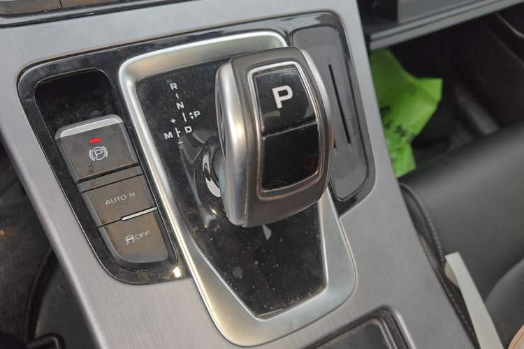 Used Geely Auto Emgrand X7 Sport 2021 1.8TD DCT Two-Wheel Drive Asian Games Comfort Edition
