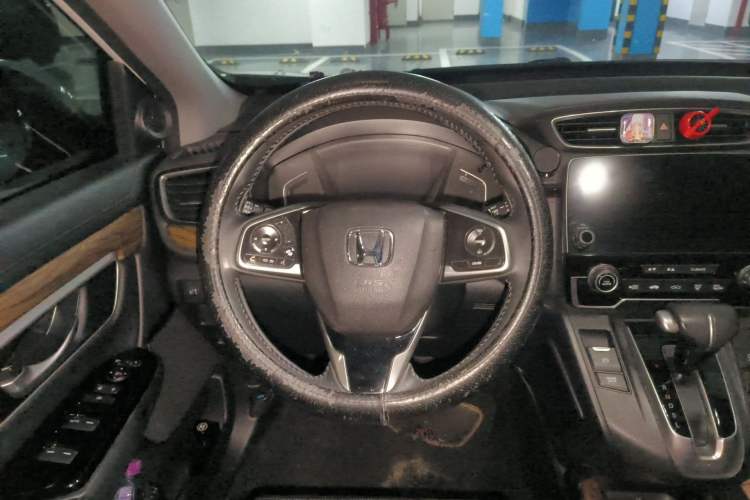 Used Honda CR-V 2017 240TURBO CVT Front-Wheel Drive Fashion Edition
