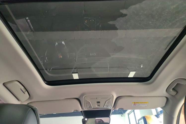 Used Hongqi HS5 2022 Facelifted Version 2.0T Smart Connect Flagship All-Wheel-Drive Edition
