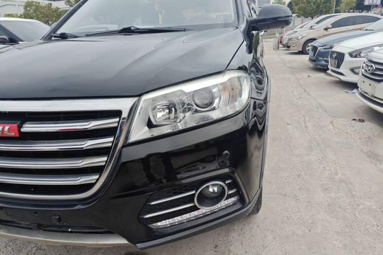 Used Haval H6 2015 Revised Version Sport Edition 1.5T Manual Transmission Two-Wheel Drive Elite Grade