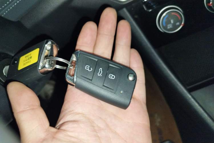 Used Volkswagen Sagitar 2024 200TSI DSG Flyover Edition Interior 1