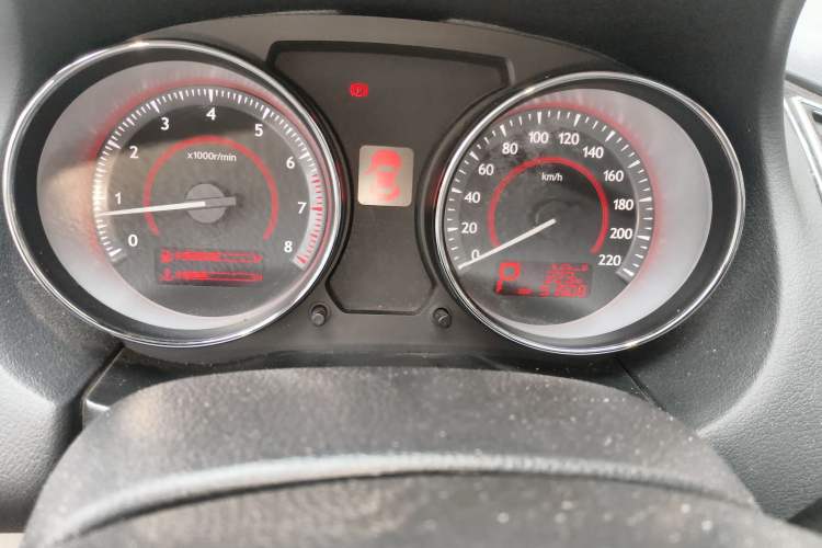 Used Bestune B50 2013 1.6L automatic luxury version
