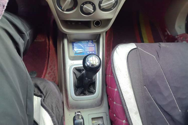 Used CHANGAN Alsvin V3 2012 1.3L Manual Standard Edition