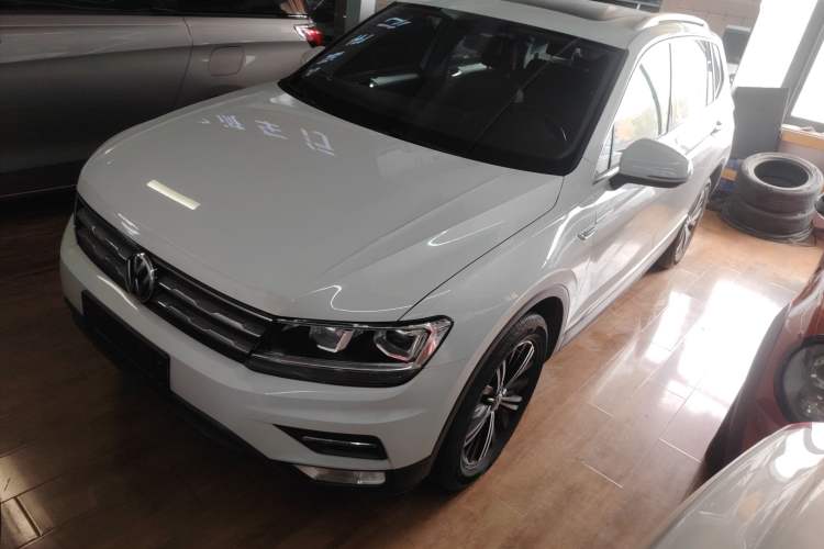 Used Volkswagen Tiguan L 2019 330TSI Automatic Two-Wheel Drive Panoramic Comfort Edition China VI Standard