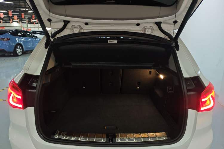 Used BMW X1 2018 sDrive20Li Leading Model
