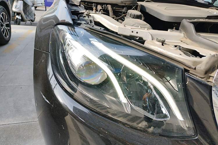 Used Mercedes-Benz E-Class 2019 E 260 L