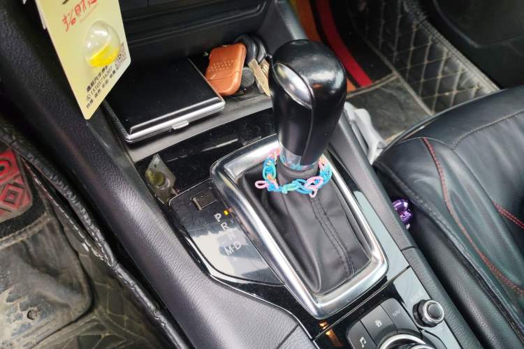 Used Mazda 3 Axela 2014 Sedan 1.5L Automatic Luxury Model