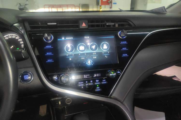 Used Toyota Camry 2019 Revised Version 2.0G Luxury Edition