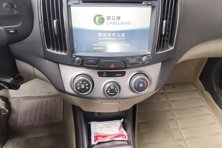 Used Hyundai Celesta 2011 1.6L Manual Comfort Edition