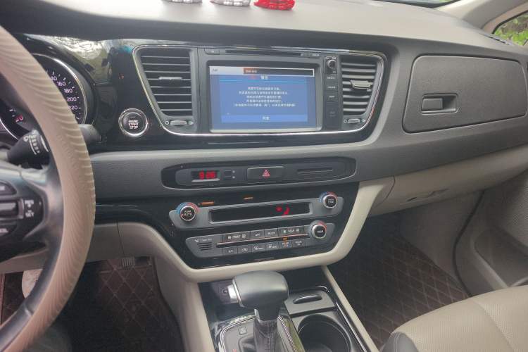 Used Kia Carnival 2015 3.3 GDI Flagship Version China V Standard Audio And AC Panel