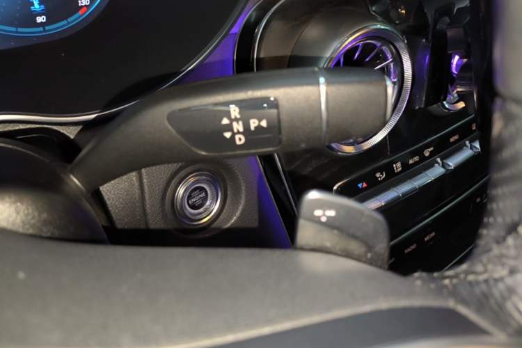 Used Mercedes-Benz C-Class 2021 C 200 Coupe Gear Lever