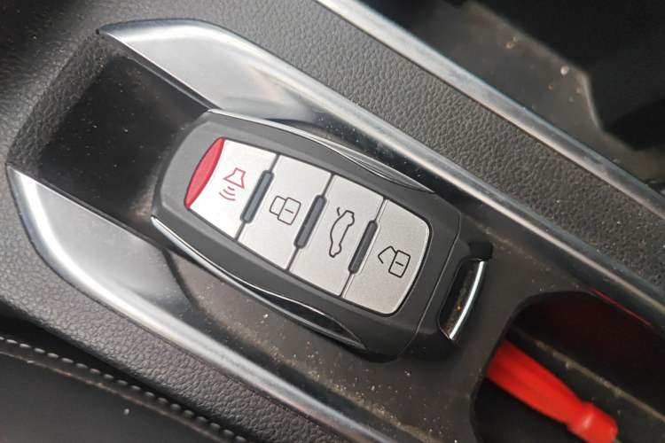 Used Haval M6 2021 PLUS 1.5T DCT Prestige Smart Connectivity Model