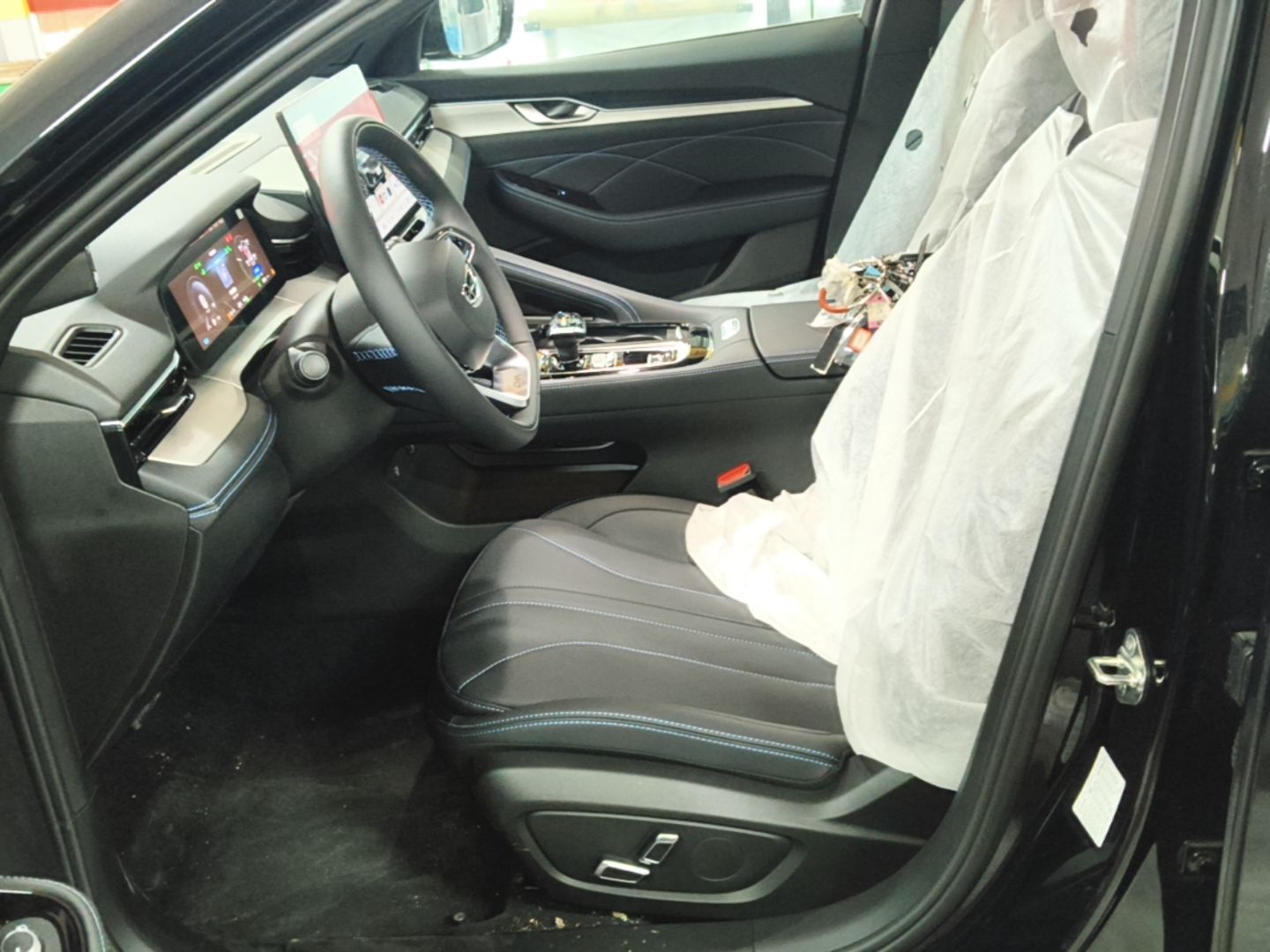 Geely Auto Preface 2026 Model, i-HEV Smart Hybrid Wangshu Edition — снимка 17
