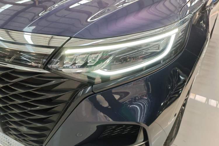 Used Roewe iMAX8 2021 400TGI Supreme Series Ultimate Edition