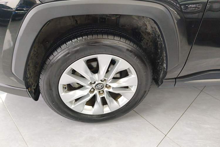 Used Toyota Wildlander 2022 2.0L CVT Two-Wheel Drive Leading Edition Left Front Wheel Hub