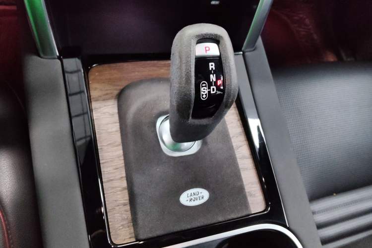 Used Land Rover Discovery Sport 2020 249 PS R-Dynamic Performance Edition