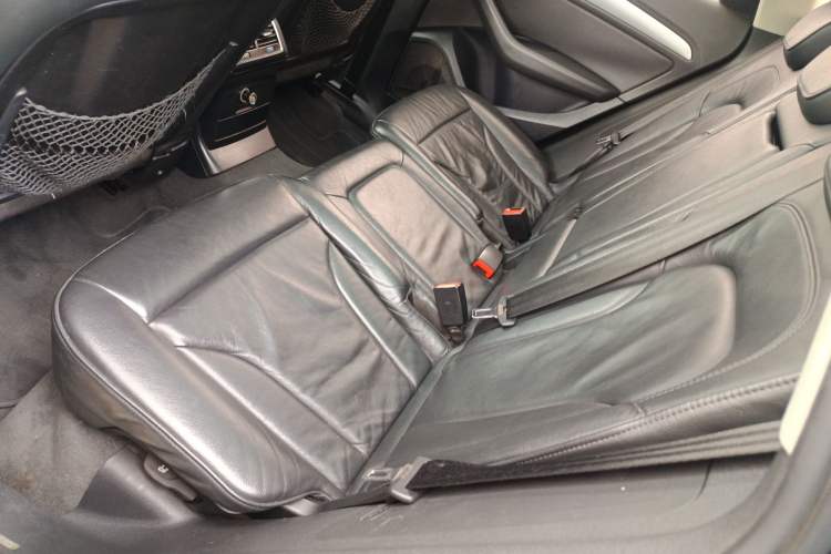 Used Audi Q5 2013 40 TFSI Technology Edition Left Rear Seat