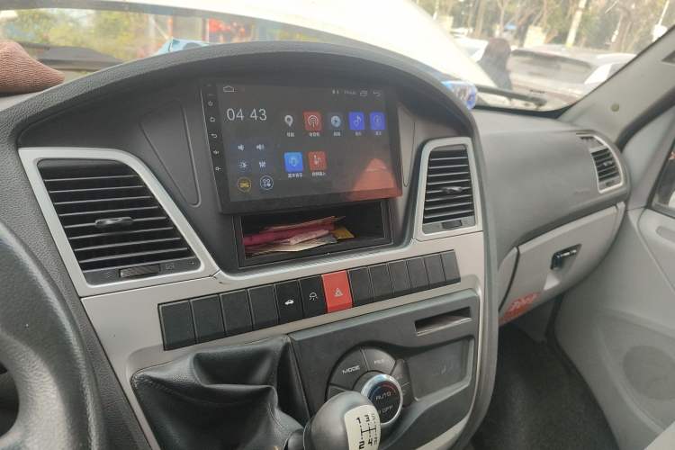 Used Iveco Power Daily 2017 2.5T Deluxe A37 High-Roof 6-7 Seater Bus 47Z5 Audio And AC Panel