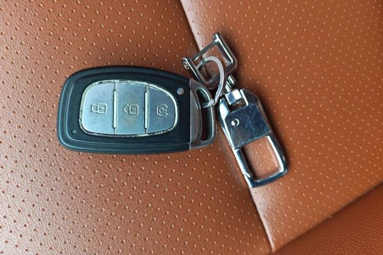 Used HYOSOW S3 2016 S3L 1.5L Manual Prestige Edition
