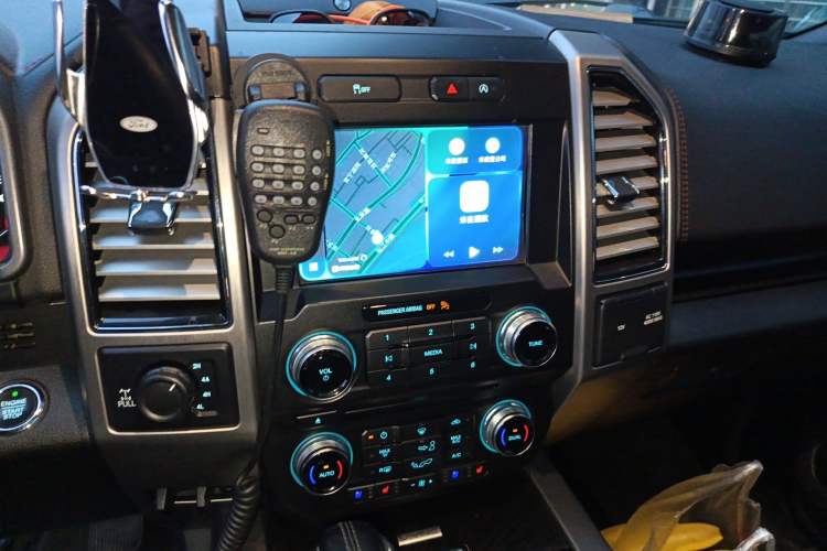 Used Ford F-150 Raptor  Audio And AC Panel