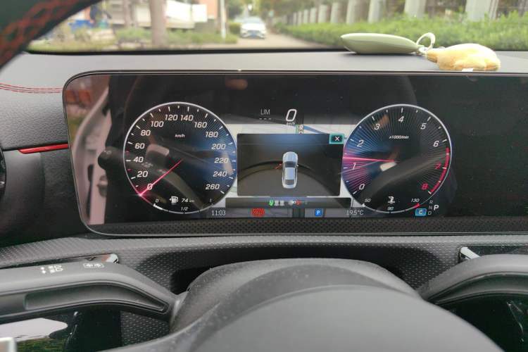 Used Mercedes-Benz CLA 2024-Year Facelifted CLA 200 Instrument Cluster