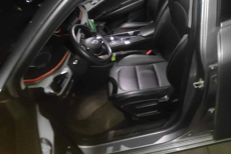 Used Geometry A 2022 Pro 430KM Commuter Edition Left Front Seat