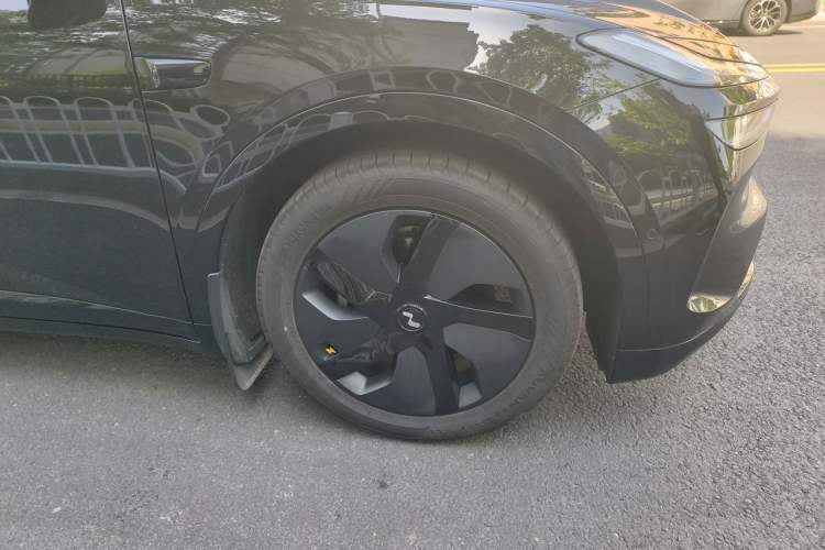 Used ONVO L60 2024 60 kWh Rear-Drive Version
