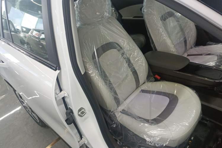 Used JAC Yiwei 3 2024 Beloved Edition 330km Air+
