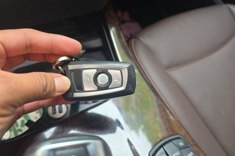 Used BMW X4 2014 xDrive20i X Design Package Vehicle Key