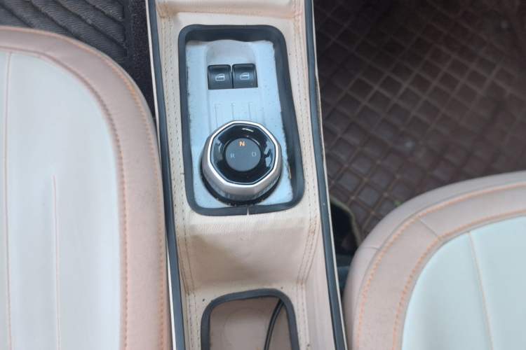 Used Geely Galaxy Panda 2023 Panda Mini 200km Endurance Bear