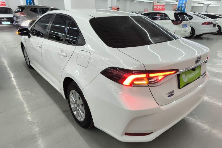 Used Toyota Corolla 2021 Dual-Engine 1.8L E-CVT Pioneer Edition Rear Left 45 Deg