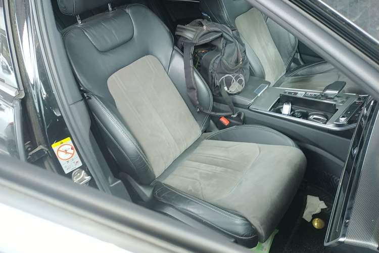 Used Audi A6L 2021 40 TFSI Luxury Dynamic Edition Right Front Seat