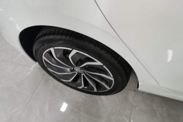 Used Volkswagen Golf 2023 200TSI DSG Pro
