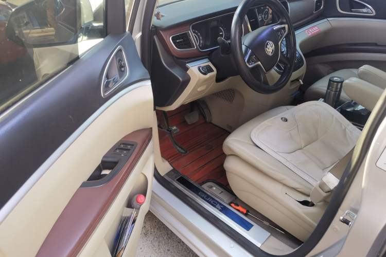 Used Buick GL8 2017 25S Comfort Version China V Standard Driver Seat
