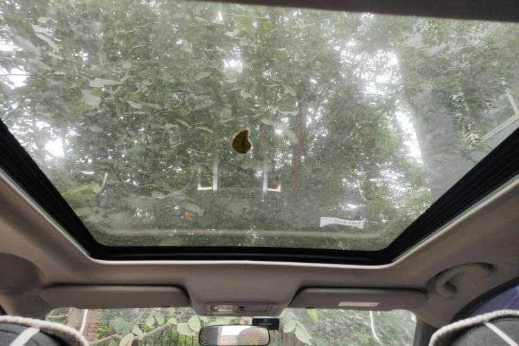 Used Dongfeng Fengdu MX6 2015 2.0L CVT Two-Wheel Drive Excellence Edition