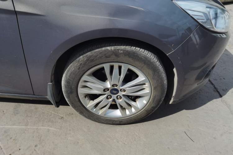 Used Ford Focus 2012 Sedan 1.6L Automatic Comfort Model