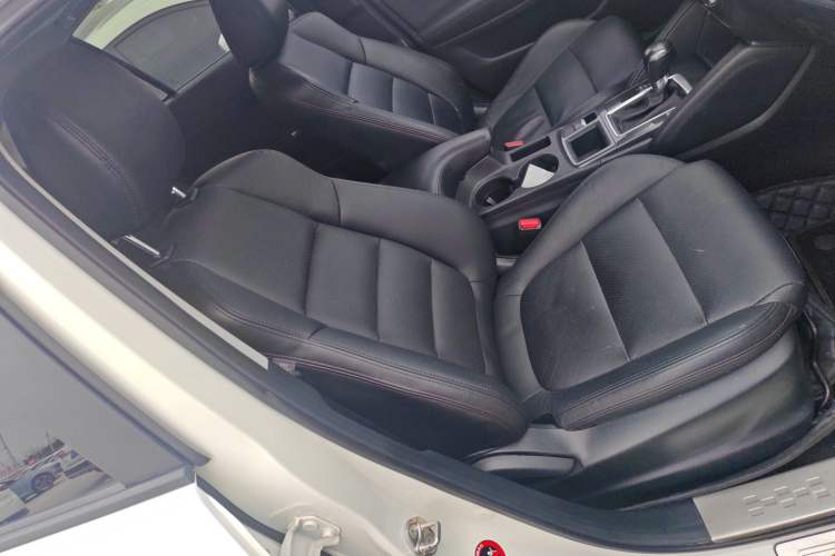 Used Mazda CX-5 2015 2.5L Automatic 4x4 Prestige Edition
