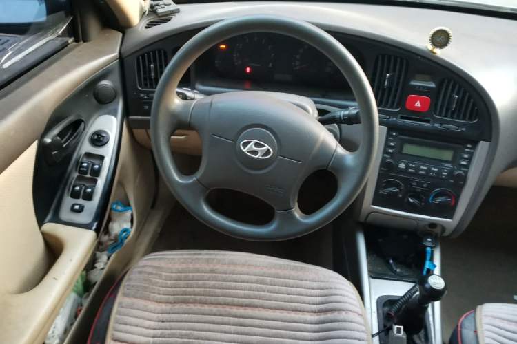 Used Hyundai Elantra 2007 1.6L Manual Comfort Model
